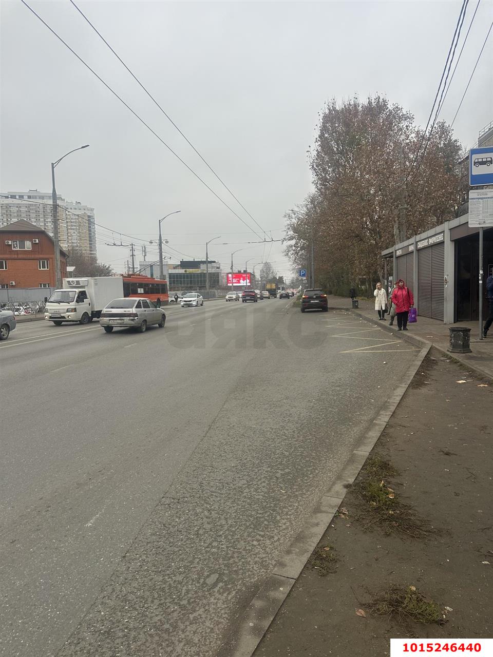 Фото №3: Торговое помещение 13&nbsp;м², 1/1&nbsp;эт. - Краснодар, Карасунский внутригородской округ, мкр. Черёмушки, ул. Селезнёва, 136