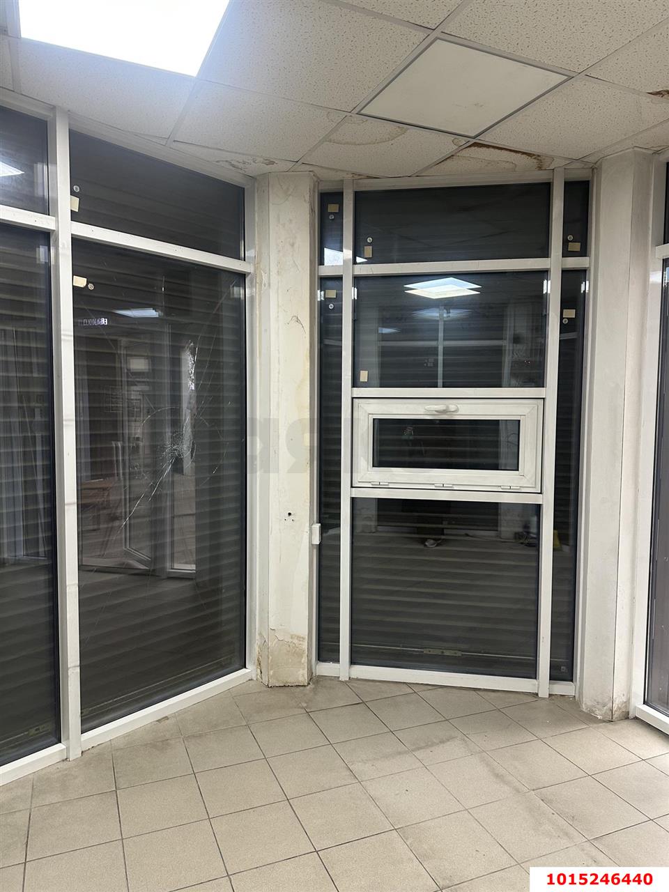 Фото №6: Торговое помещение 13&nbsp;м², 1/1&nbsp;эт. - Краснодар, Карасунский внутригородской округ, мкр. Черёмушки, ул. Селезнёва, 136