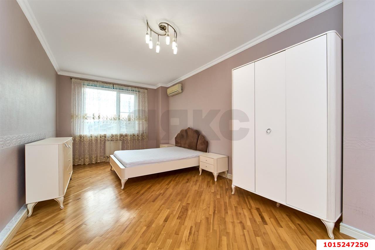 Фото №8: 2-комнатная квартира 95&nbsp;м², 3/8&nbsp;эт. - Краснодар, Западный внутригородской округ, Горгаз, мкр. Центральный, ул. Красина, 9/1к2