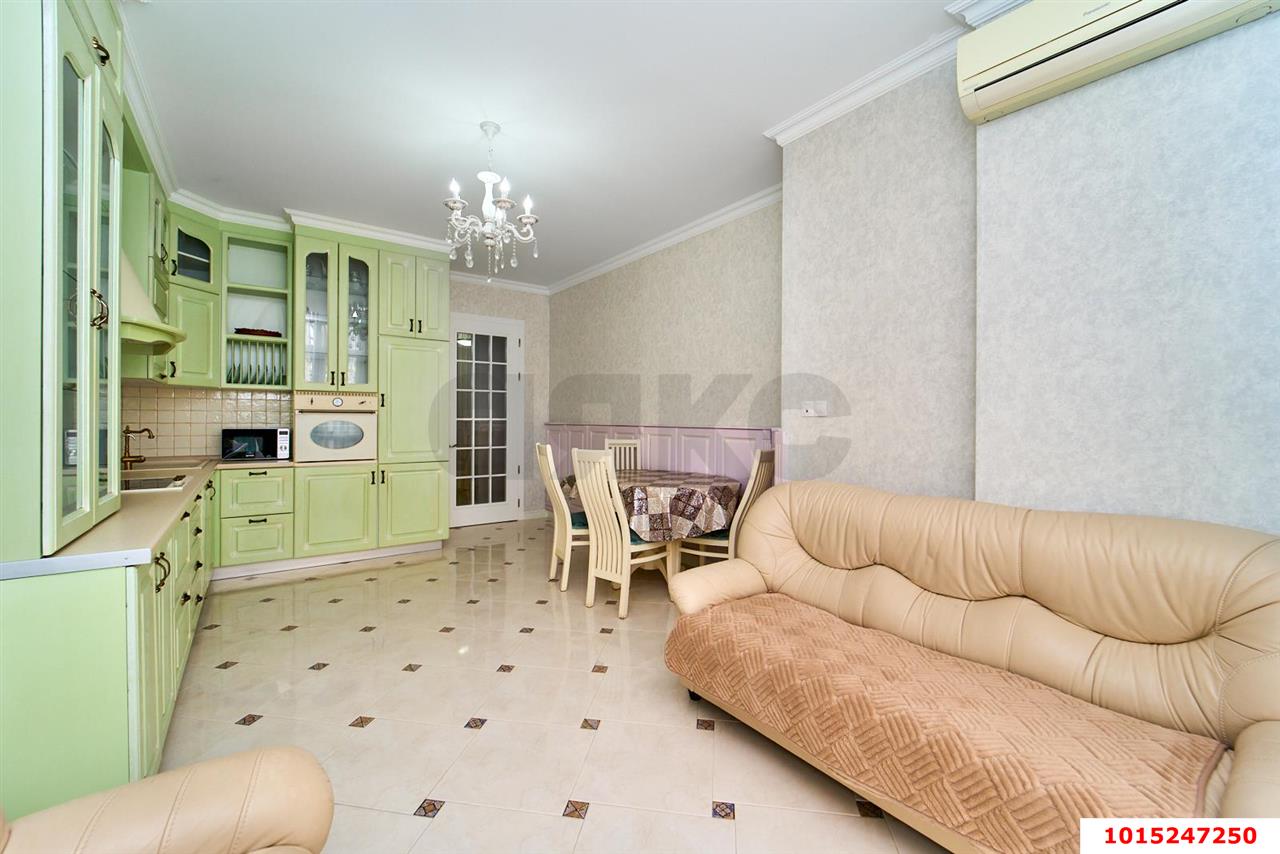 Фото №3: 2-комнатная квартира 95&nbsp;м², 3/8&nbsp;эт. - Краснодар, Западный внутригородской округ, Горгаз, мкр. Центральный, ул. Красина, 9/1к2