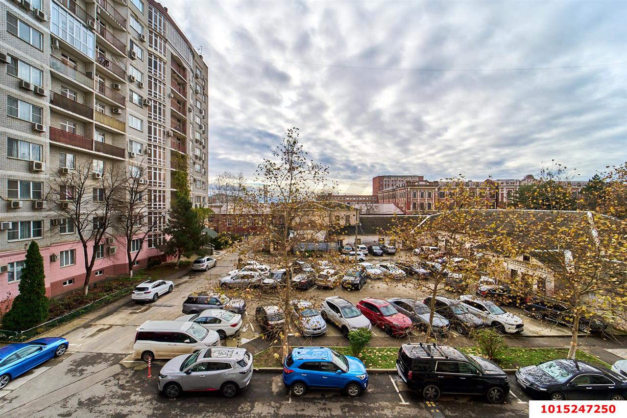 Фото №11: 2-комнатная квартира 95&nbsp;м², 3/8&nbsp;эт. - Краснодар, Западный внутригородской округ, Горгаз, мкр. Центральный, ул. Красина, 9/1к2