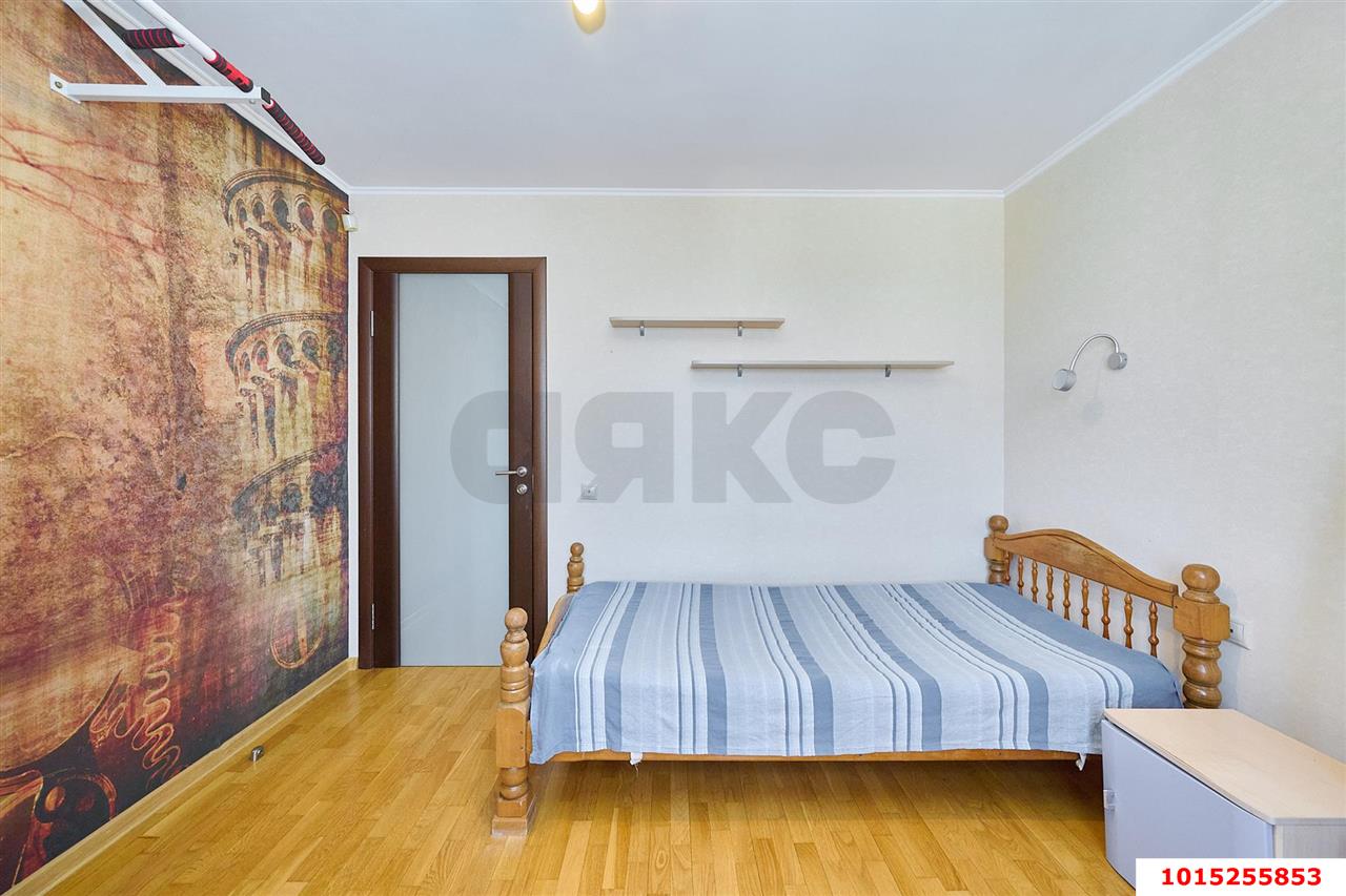Фото №13: 3-комнатная квартира 82&nbsp;м², 16/16&nbsp;эт. - Краснодар, Западный внутригородской округ, мкр. Юбилейный, б-р Платановый, 2