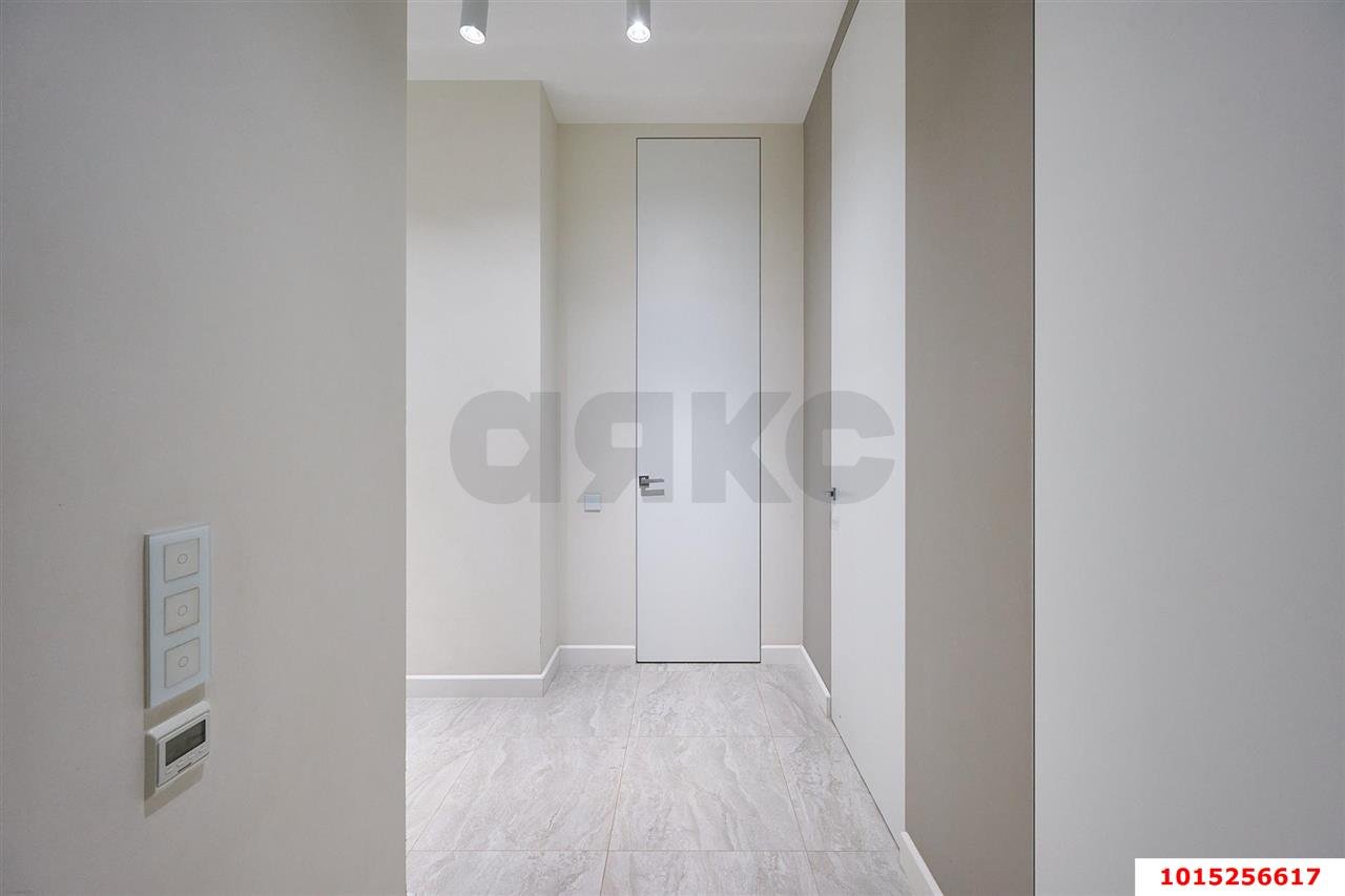 Фото №37: 3-комнатная квартира 158&nbsp;м², 9/22&nbsp;эт. - Краснодар, Западный внутригородской округ, мкр. Центральный, ул. Кубанская набережная, 37/12