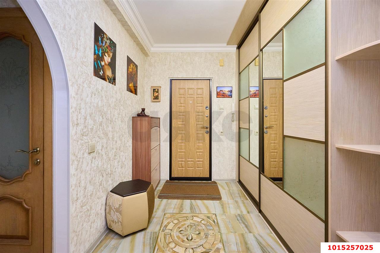 Фото №9: 2-комнатная квартира 70&nbsp;м², 6/16&nbsp;эт. - Краснодар, Западный внутригородской округ, мкр. Фестивальный, ул. Монтажников, 5