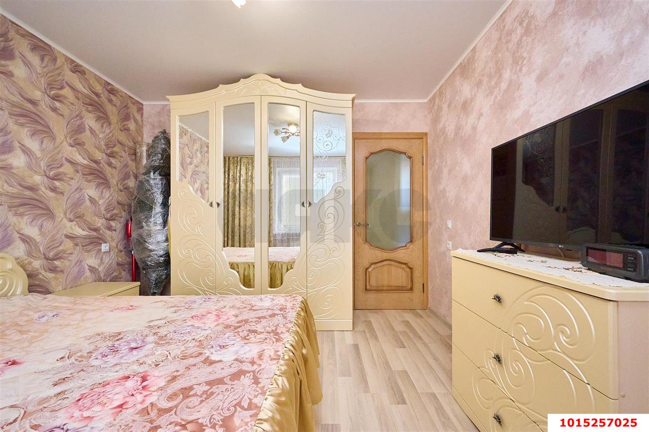 Фото №8: 2-комнатная квартира 70&nbsp;м², 6/16&nbsp;эт. - Краснодар, Западный внутригородской округ, мкр. Фестивальный, ул. Монтажников, 5