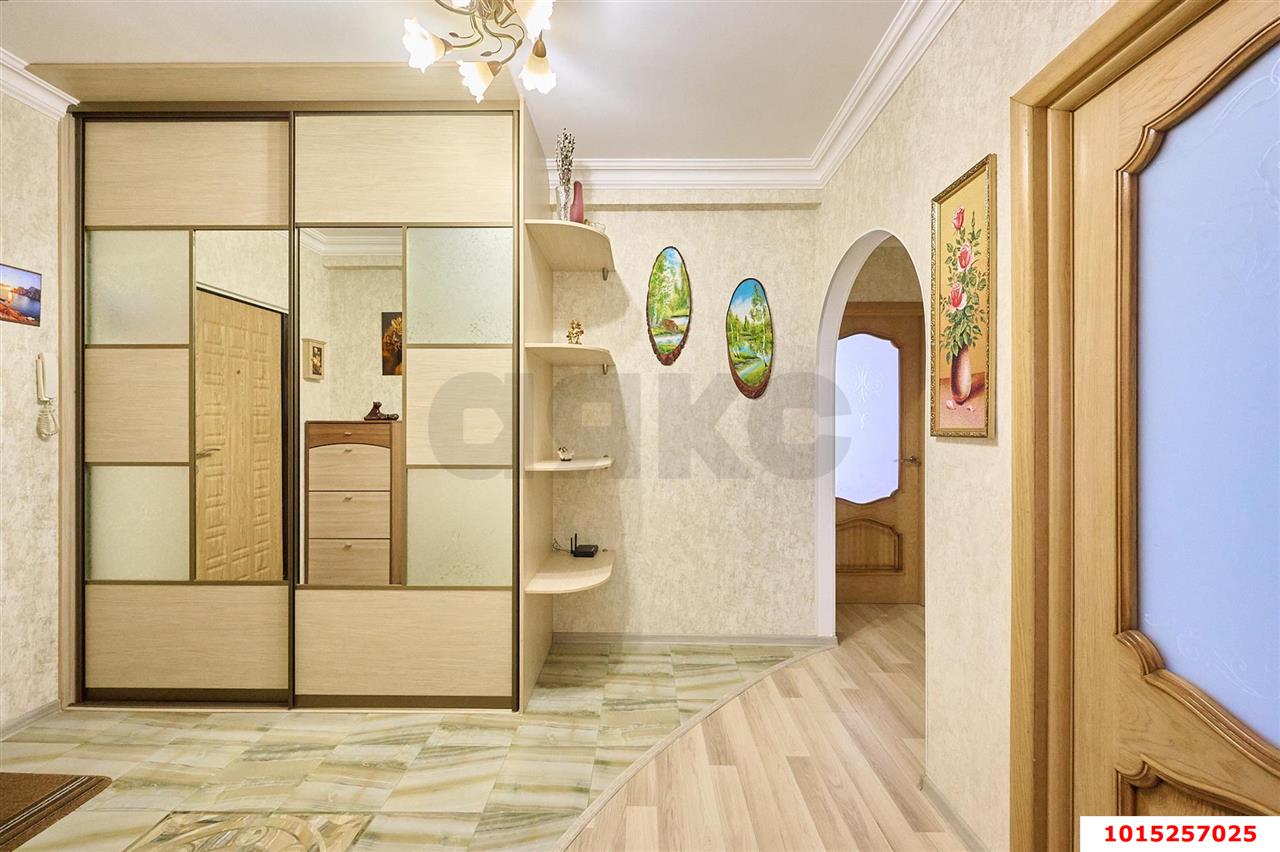 Фото №11: 2-комнатная квартира 70&nbsp;м², 6/16&nbsp;эт. - Краснодар, Западный внутригородской округ, мкр. Фестивальный, ул. Монтажников, 5