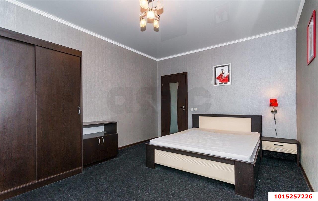 Фото №7: 2-комнатная квартира 75&nbsp;м², 7/23&nbsp;эт. - Краснодар, Западный внутригородской округ, мкр. Центральный, ул. Кубанская набережная, 31/1