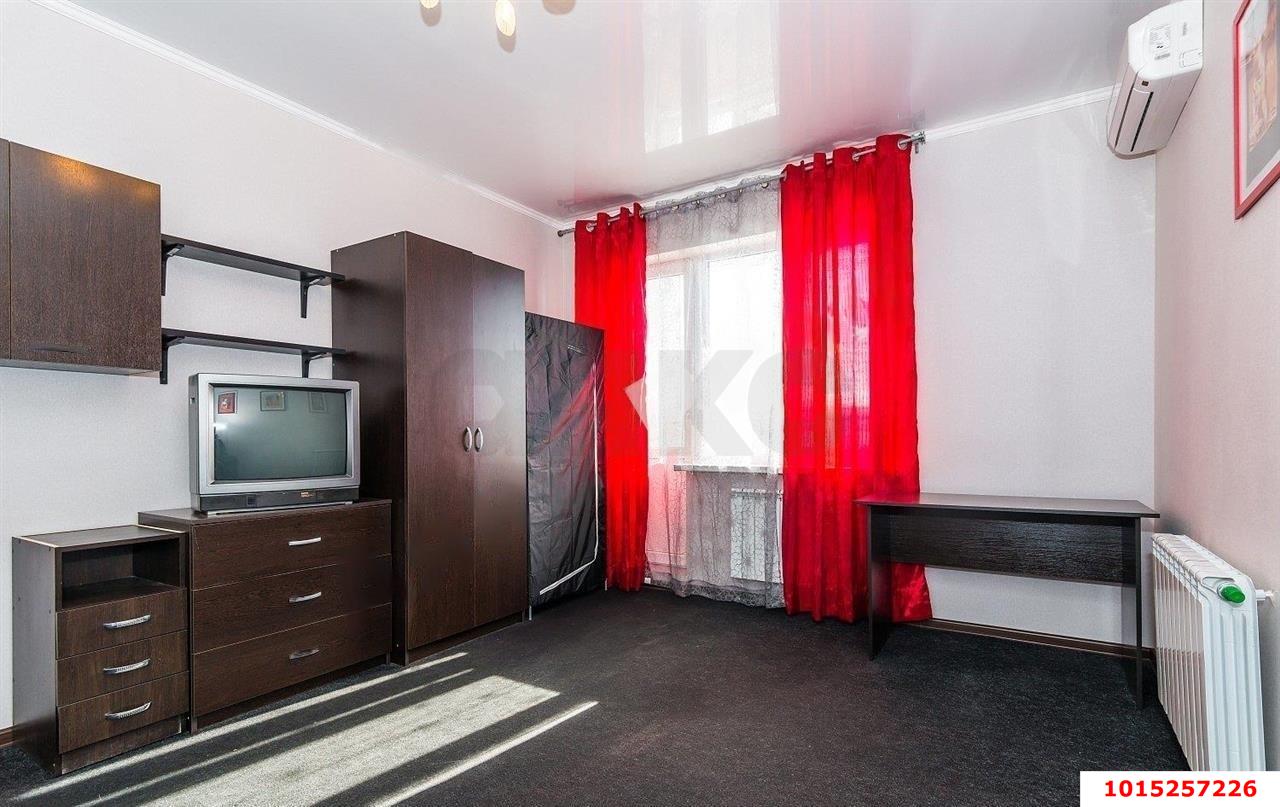 Фото №5: 2-комнатная квартира 75&nbsp;м², 7/23&nbsp;эт. - Краснодар, Западный внутригородской округ, мкр. Центральный, ул. Кубанская набережная, 31/1