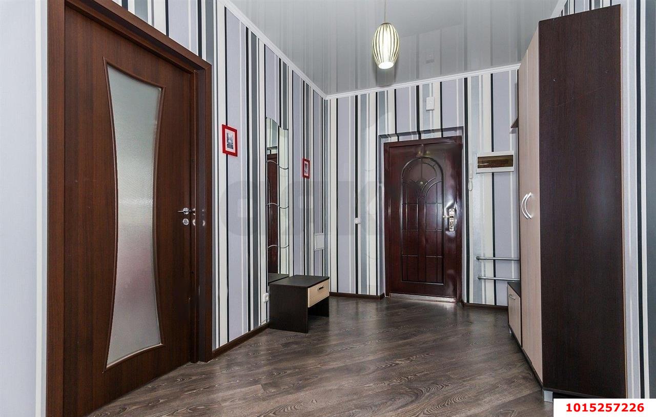Фото №11: 2-комнатная квартира 75&nbsp;м², 7/23&nbsp;эт. - Краснодар, Западный внутригородской округ, мкр. Центральный, ул. Кубанская набережная, 31/1