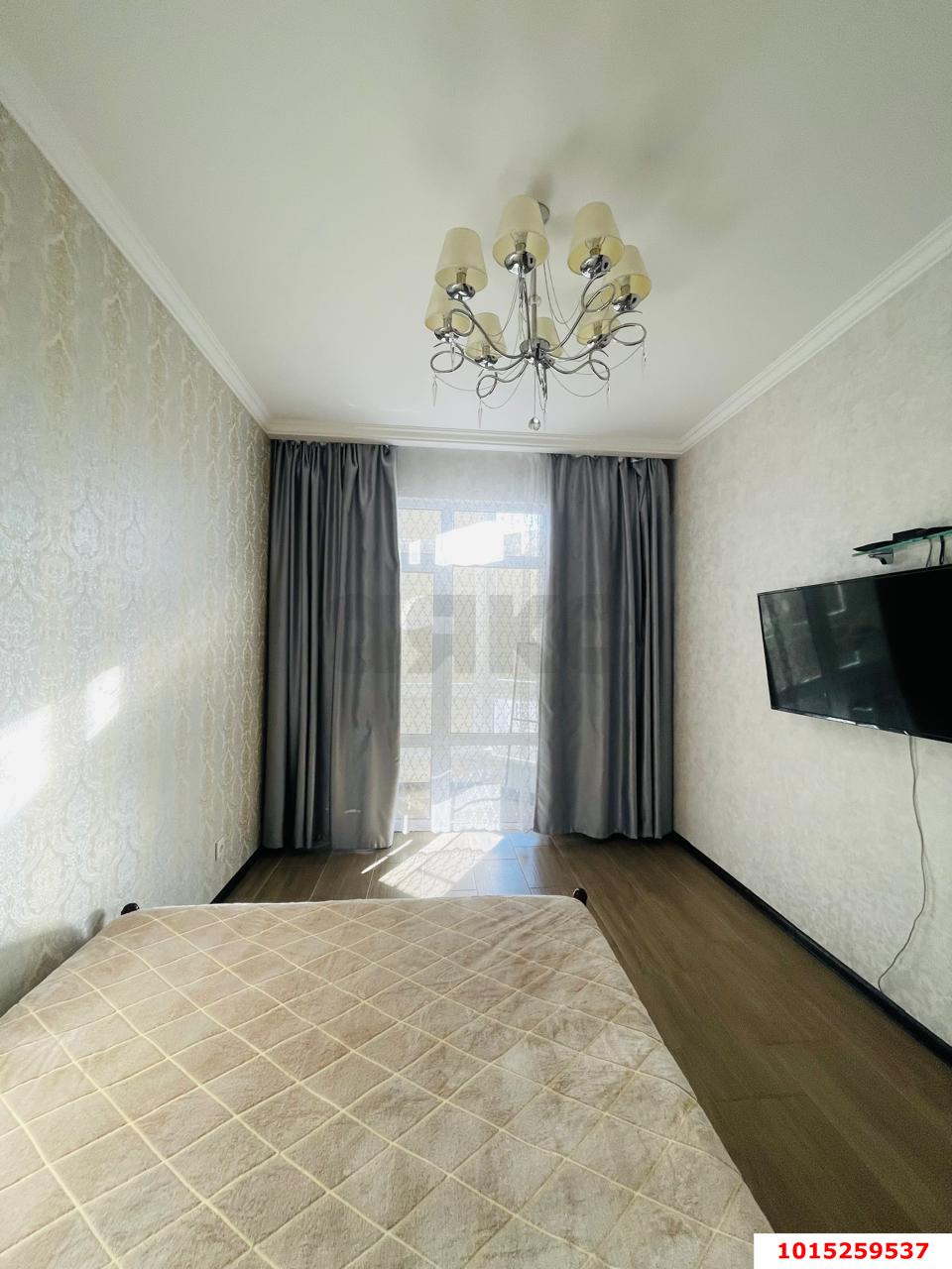 Фото №2: 1-комнатная квартира 42&nbsp;м², 4/7&nbsp;эт. - Геленджик, мкр. жилой комплекс Эврика, ул. Островского, 149Ак2