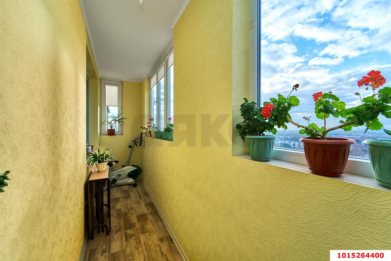 Фото №11: 1-комнатная квартира 50&nbsp;м², 12/18&nbsp;эт. - Краснодар, Центральный внутригородской округ, ЖК Синема, мкр. Черёмушки, ул. Айвазовского, 116к2