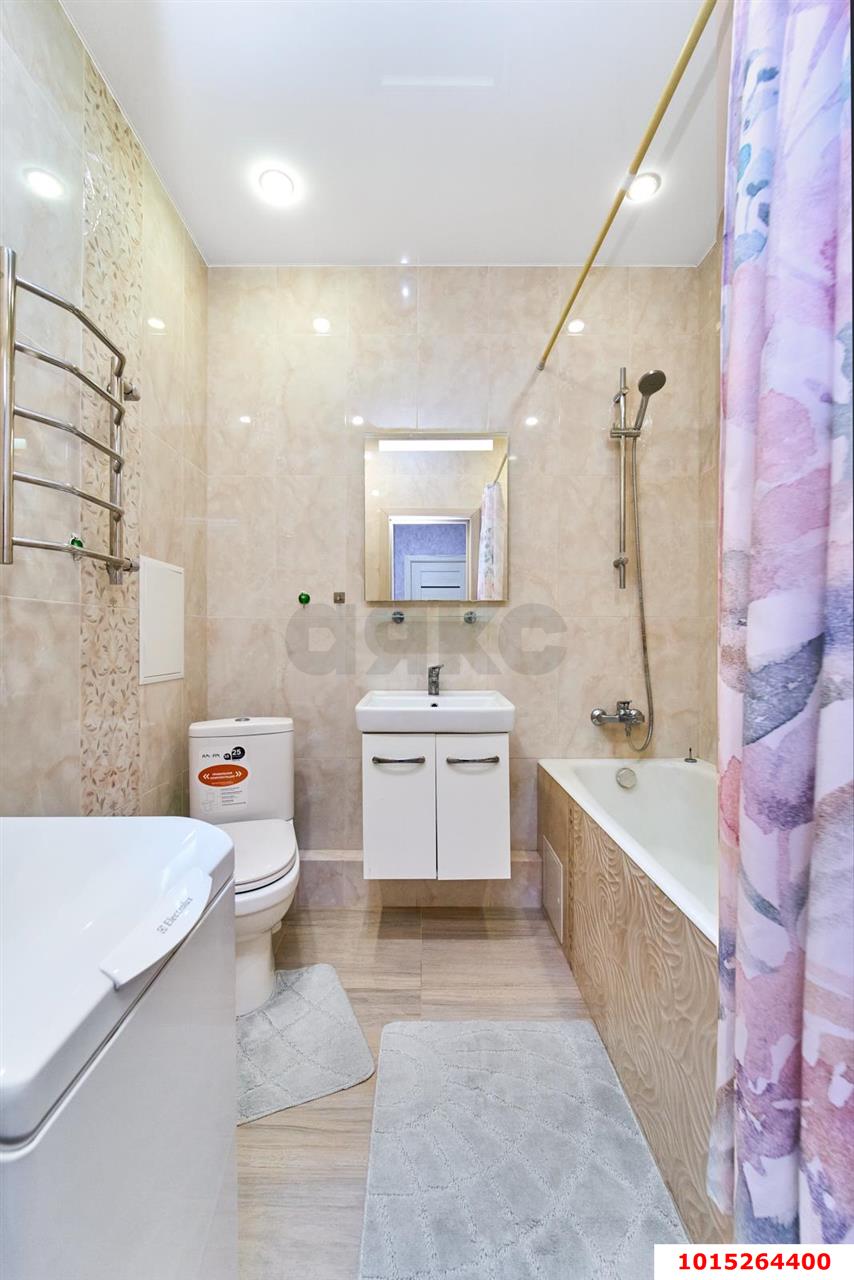 Фото №10: 1-комнатная квартира 50&nbsp;м², 12/18&nbsp;эт. - Краснодар, Центральный внутригородской округ, ЖК Синема, мкр. Черёмушки, ул. Айвазовского, 116к2