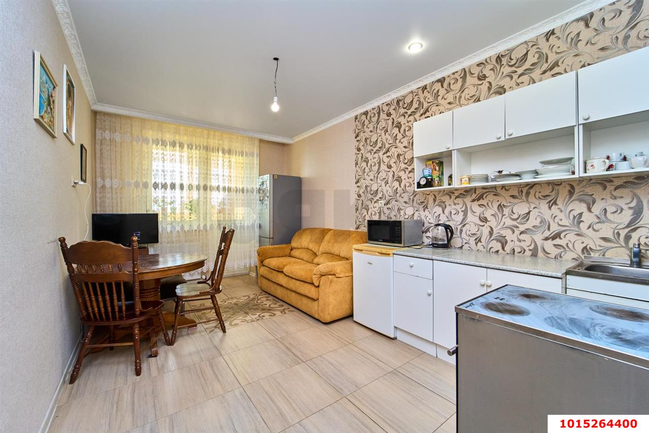 Фото №4: 1-комнатная квартира 50&nbsp;м², 12/18&nbsp;эт. - Краснодар, Центральный внутригородской округ, ЖК Синема, мкр. Черёмушки, ул. Айвазовского, 116к2