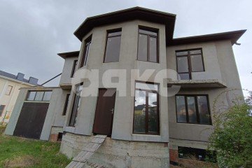 Фото №1: Дом 459&nbsp;м² + 10.5&nbsp;сот., 2&nbsp;эт. - Супсех, ул. Лазурная, 40