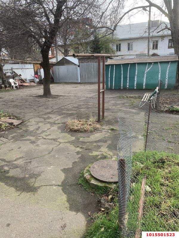 Фото №7: 1-комнатная квартира 12&nbsp;м², 1/1&nbsp;эт. - Краснодар, Западный внутригородской округ, мкр. Центральный, ул. Комсомольская, 30