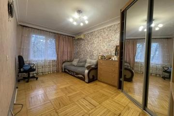 Фото №1: 1-комнатная квартира 30 м², 3/5 эт. - Краснодар, мкр. Черёмушки, ул. Ставропольская, 121