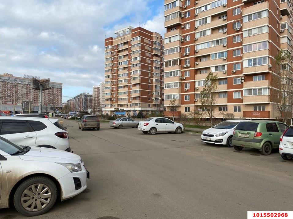 Фото №9: Торговое помещение 66&nbsp;м², 1/12&nbsp;эт. - Краснодар, Прикубанский внутригородской округ, мкр. жилой комплекс Спортивная Деревня, ул. Западный Обход, 42/3к4