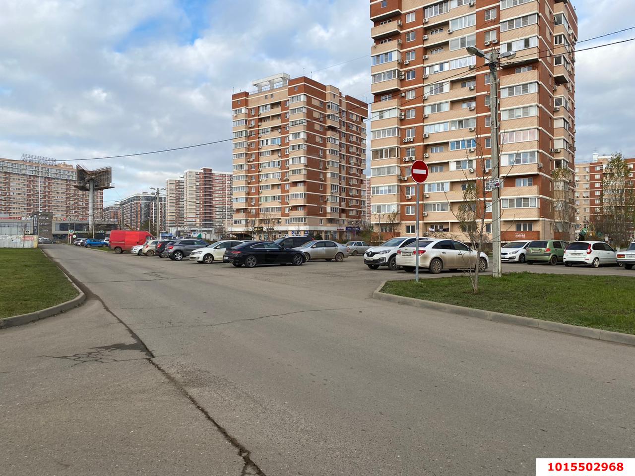 Фото №6: Торговое помещение 66&nbsp;м², 1/12&nbsp;эт. - Краснодар, Прикубанский внутригородской округ, мкр. жилой комплекс Спортивная Деревня, ул. Западный Обход, 42/3к4