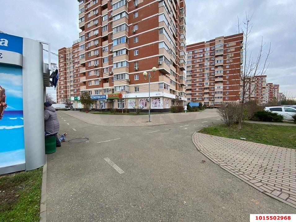 Фото №10: Торговое помещение 66&nbsp;м², 1/12&nbsp;эт. - Краснодар, Прикубанский внутригородской округ, мкр. жилой комплекс Спортивная Деревня, ул. Западный Обход, 42/3к4