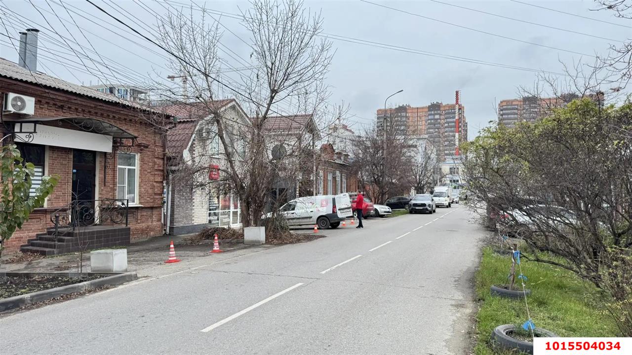 Фото №3: Торговое помещение 60&nbsp;м², 1/1&nbsp;эт. - Краснодар, Западный внутригородской округ, мкр. Центральный, ул. Володи Головатого, 289