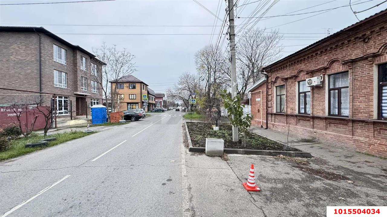 Фото №4: Торговое помещение 60&nbsp;м², 1/1&nbsp;эт. - Краснодар, Западный внутригородской округ, мкр. Центральный, ул. Володи Головатого, 289