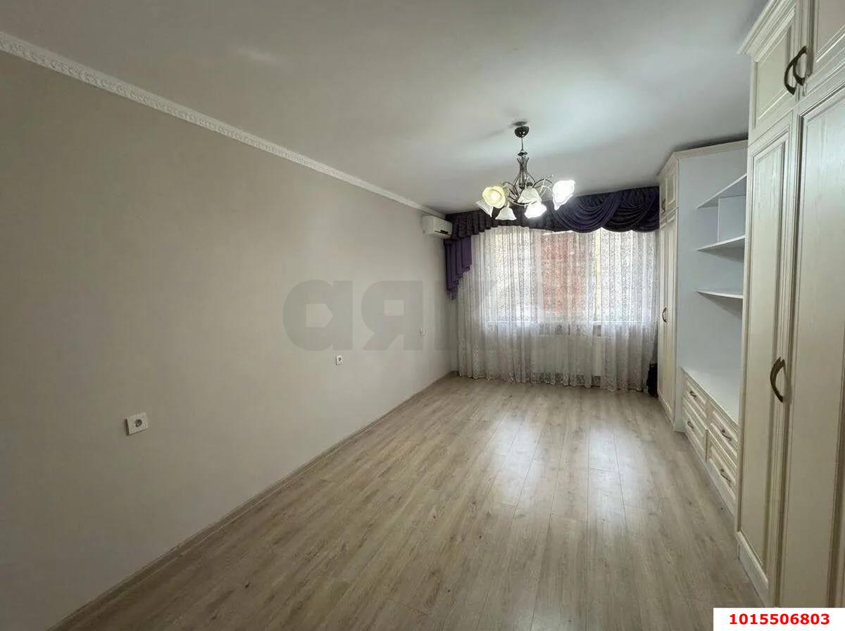 Фото №1: 2-комнатная квартира 69&nbsp;м², 5/14&nbsp;эт. - Краснодар, Прикубанский внутригородской округ, мкр. Фестивальный, ул. Совхозная, 20