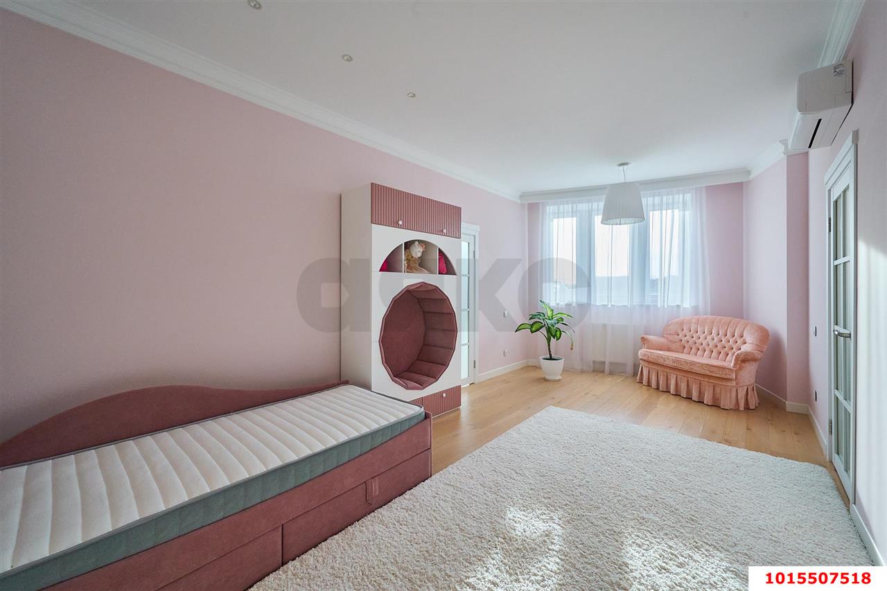 Фото №12: 3-комнатная квартира 175&nbsp;м², 4/6&nbsp;эт. - Краснодар, мкр. Западный внутригородской округ, ул. имени Дзержинского, 93/1