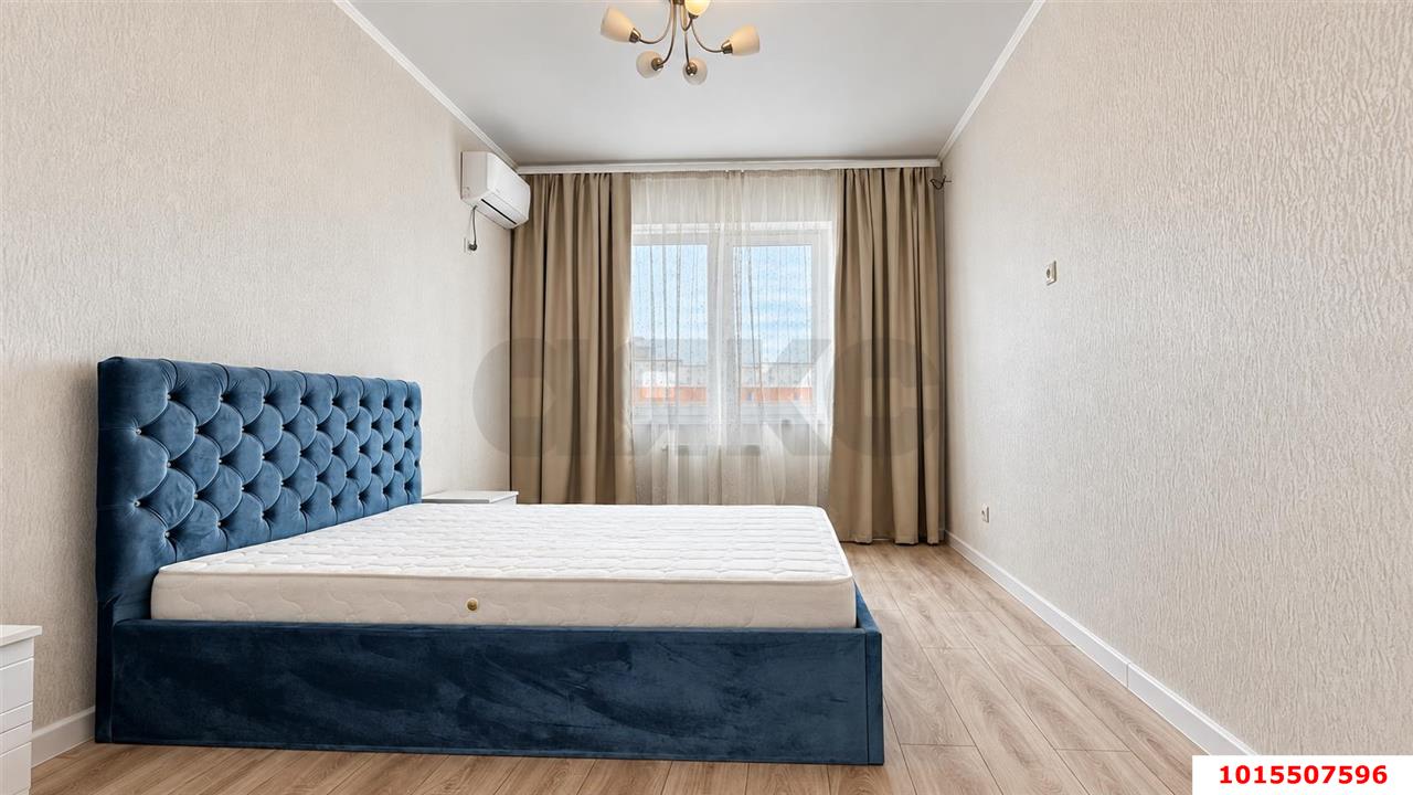 Фото №1: 1-комнатная квартира 40&nbsp;м², 15/19&nbsp;эт. - Краснодар, Прикубанский внутригородской округ, мкр. ЖК Красная Площадь, ул. Кореновская, 57к2