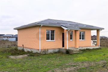Фото №1: Дом 70 м² + 5 сот., 1 эт. - Старобжегокай, ул. Северная Дамба, 1/Б
