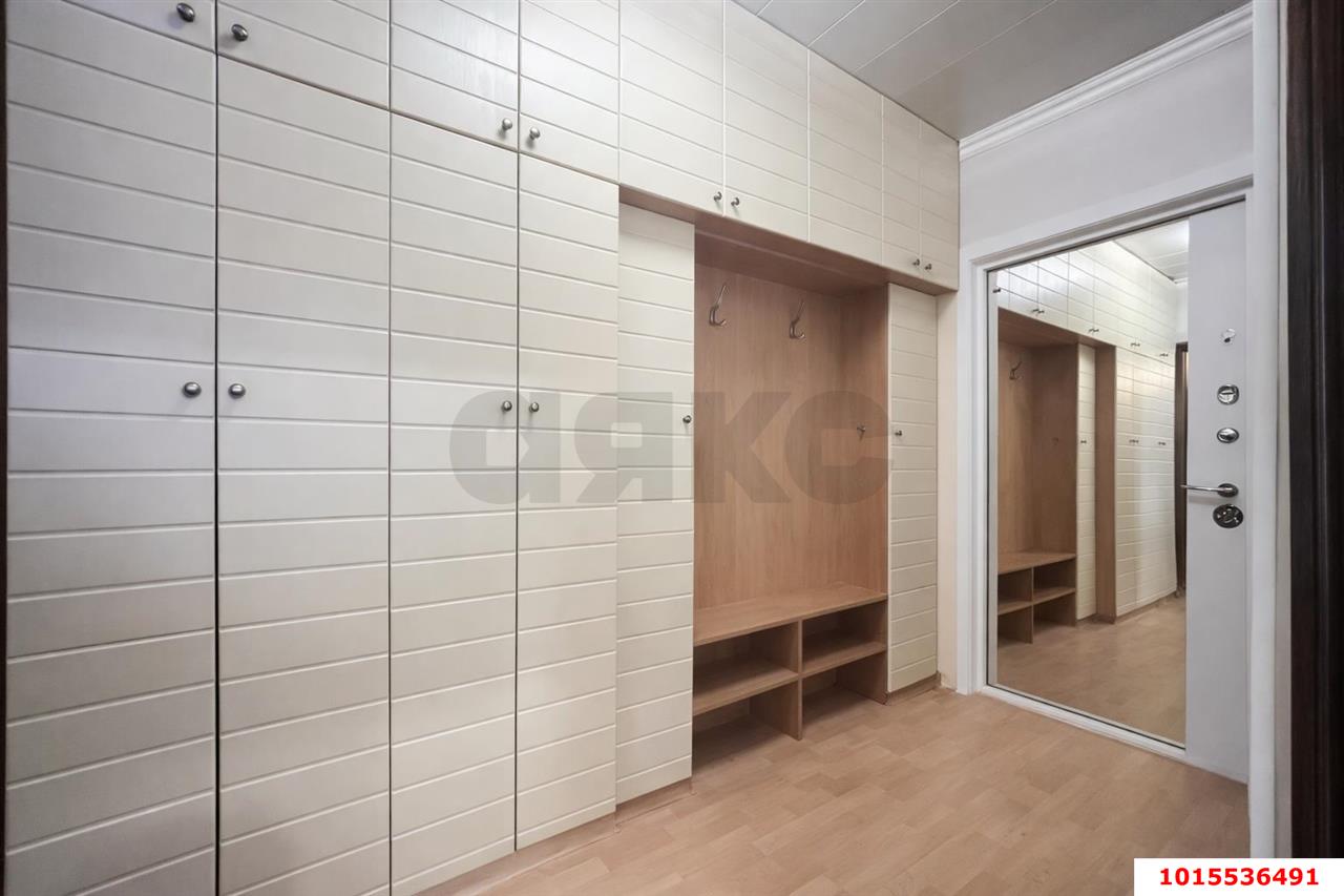 Фото №6: 3-комнатная квартира 82&nbsp;м², 3/10&nbsp;эт. - Краснодар, Прикубанский внутригородской округ, мкр. Восточно-Кругликовский, ул. Героев-Разведчиков, 34