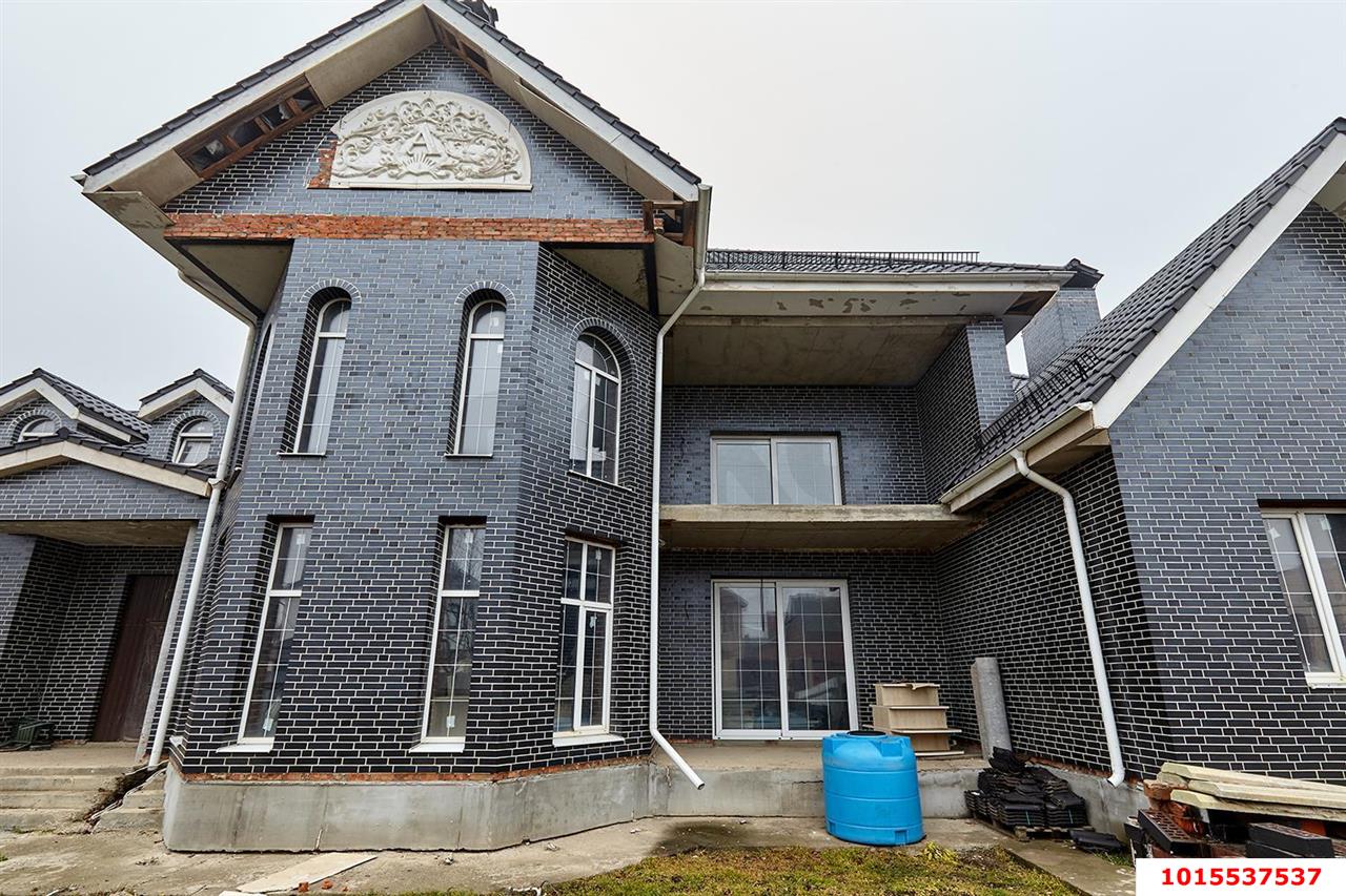 Фото №6: Дом 1250&nbsp;м² + 16&nbsp;сот., 3&nbsp;эт. - Краснодар, Прикубанский внутригородской округ, мкр. Сады Калинина, ул. Возрождения, 19