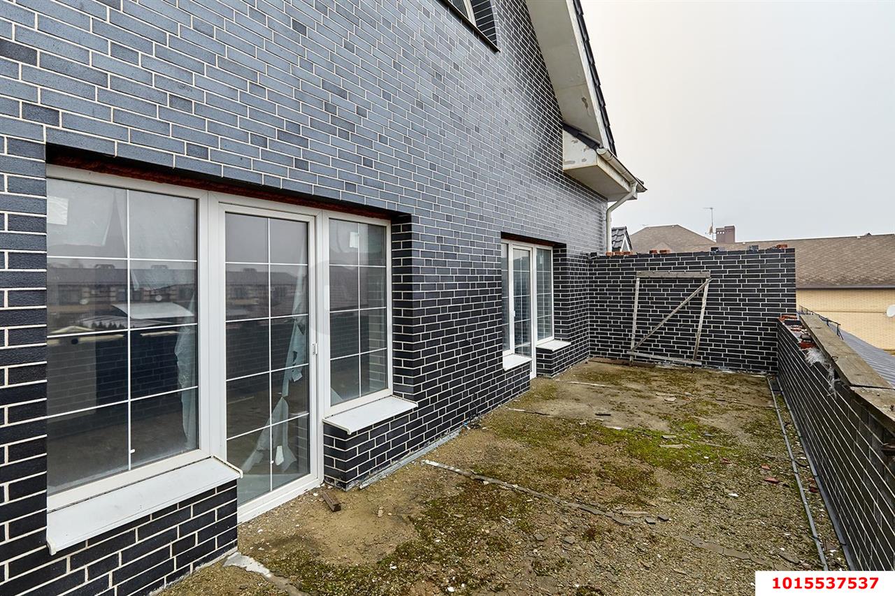 Фото №13: Дом 1250&nbsp;м² + 16&nbsp;сот., 3&nbsp;эт. - Краснодар, Прикубанский внутригородской округ, мкр. Сады Калинина, ул. Возрождения, 19