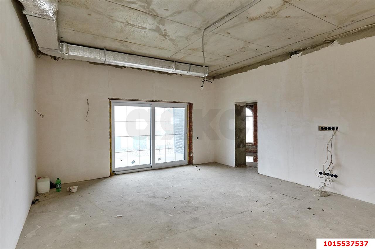 Фото №10: Дом 1250&nbsp;м² + 16&nbsp;сот., 3&nbsp;эт. - Краснодар, Прикубанский внутригородской округ, мкр. Сады Калинина, ул. Возрождения, 19