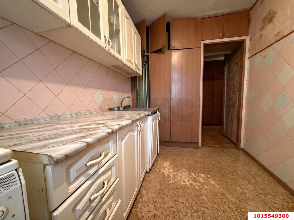 Фото №2: 3-комнатная квартира 70&nbsp;м², 8/9&nbsp;эт. - Краснодар, Карасунский внутригородской округ, мкр. Гидростроителей, ул. имени Игнатова, 12
