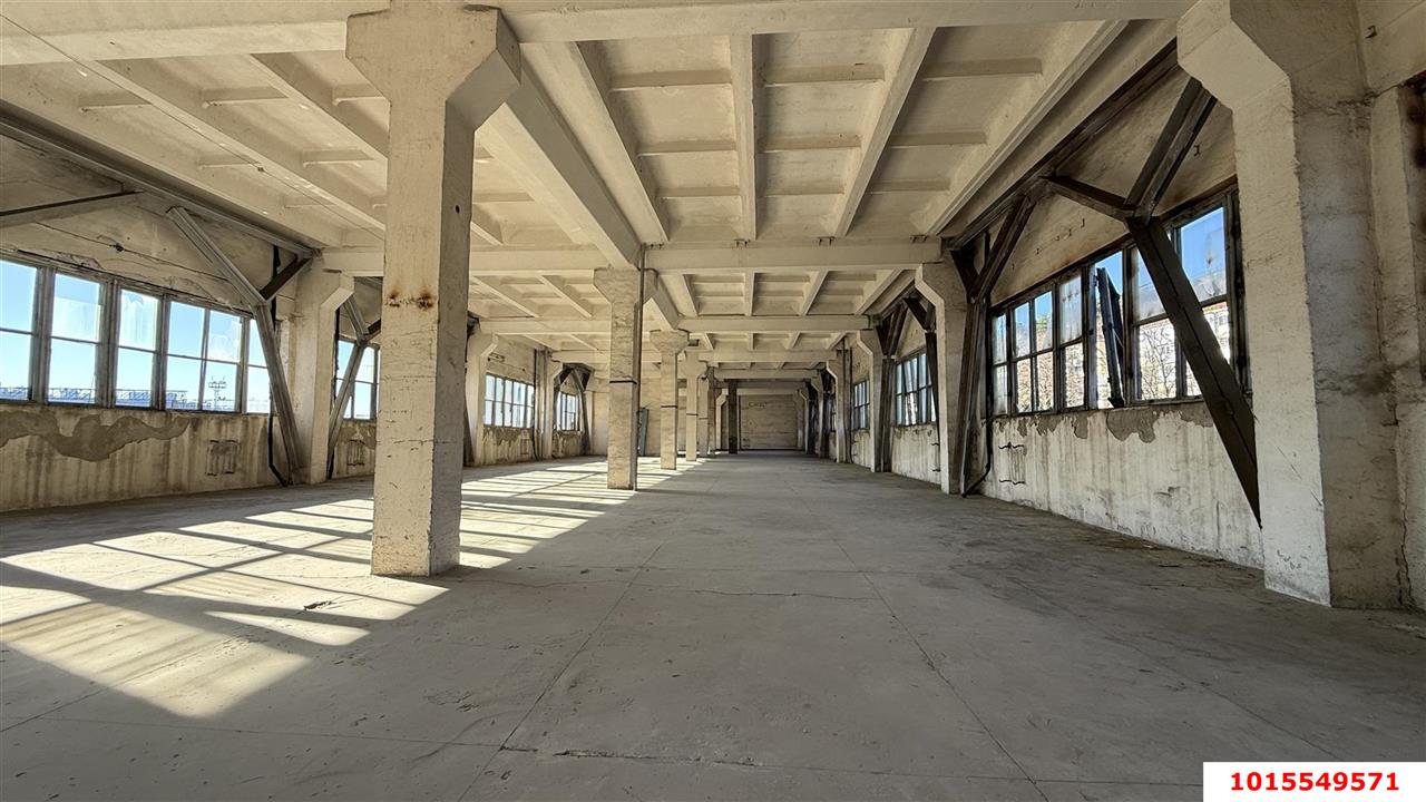 Фото №3: Коммерция 1931&nbsp;м², 3&nbsp;эт. - Туапсе
