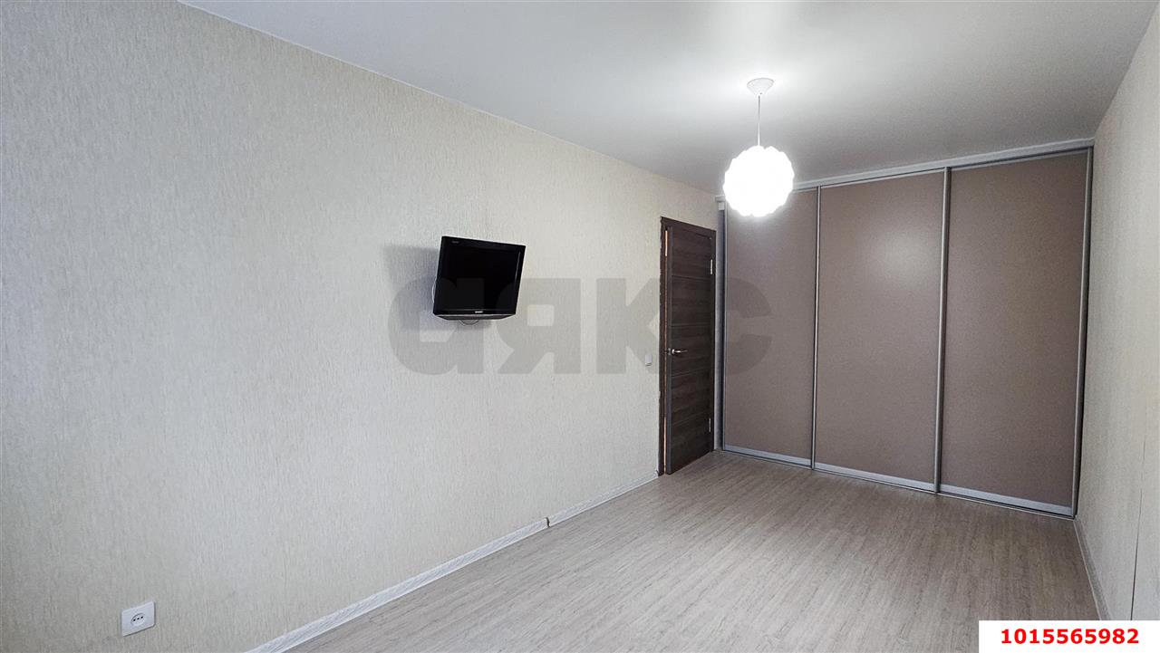 Фото №8: 3-комнатная квартира 62&nbsp;м², 2/5&nbsp;эт. - Краснодар, Прикубанский внутригородской округ, мкр. Славянский, ул. имени Толбухина, 89