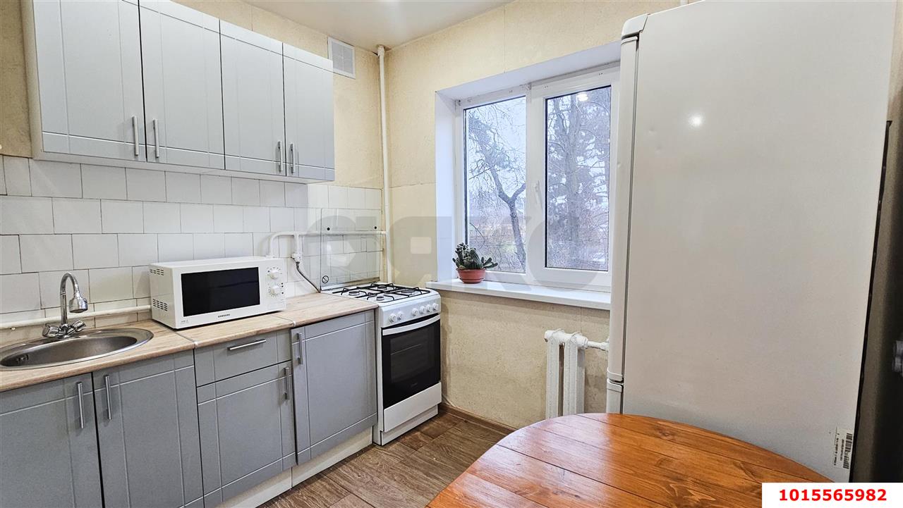 Фото №2: 3-комнатная квартира 62&nbsp;м², 2/5&nbsp;эт. - Краснодар, Прикубанский внутригородской округ, мкр. Славянский, ул. имени Толбухина, 89