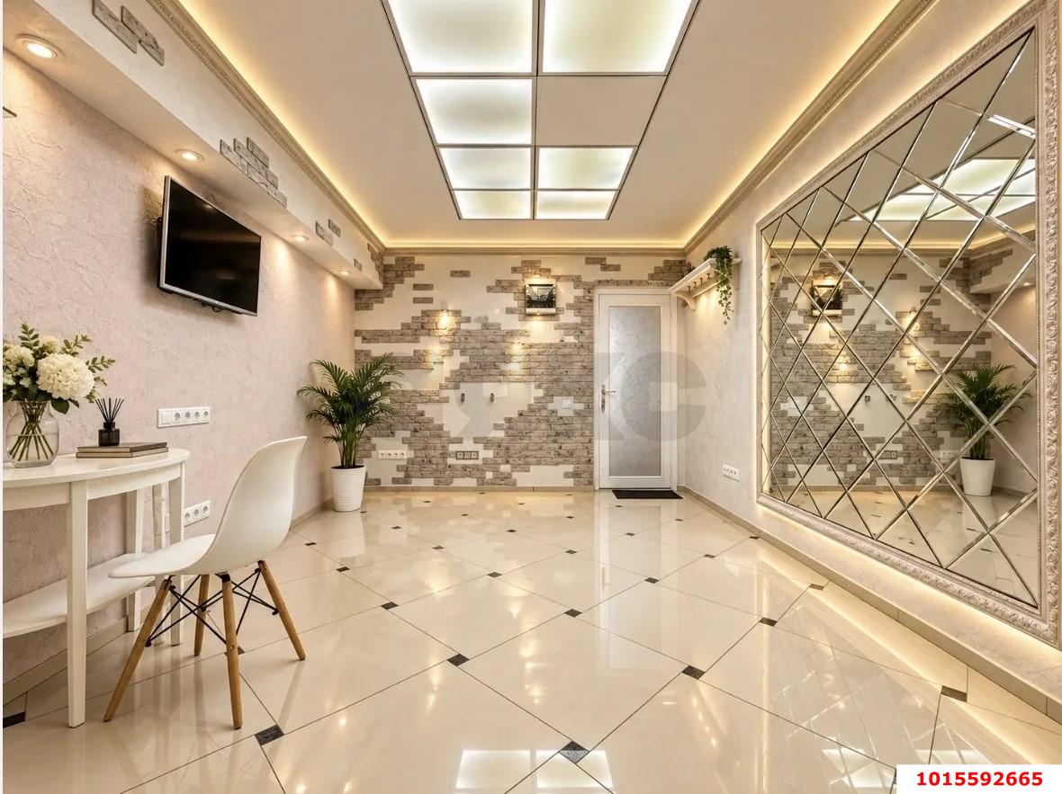 Фото №4: Торговое помещение 20&nbsp;м², 12&nbsp;эт. - Краснодар, Западный внутригородской округ, мкр. Юбилейный, пр-кт Чекистов, 4