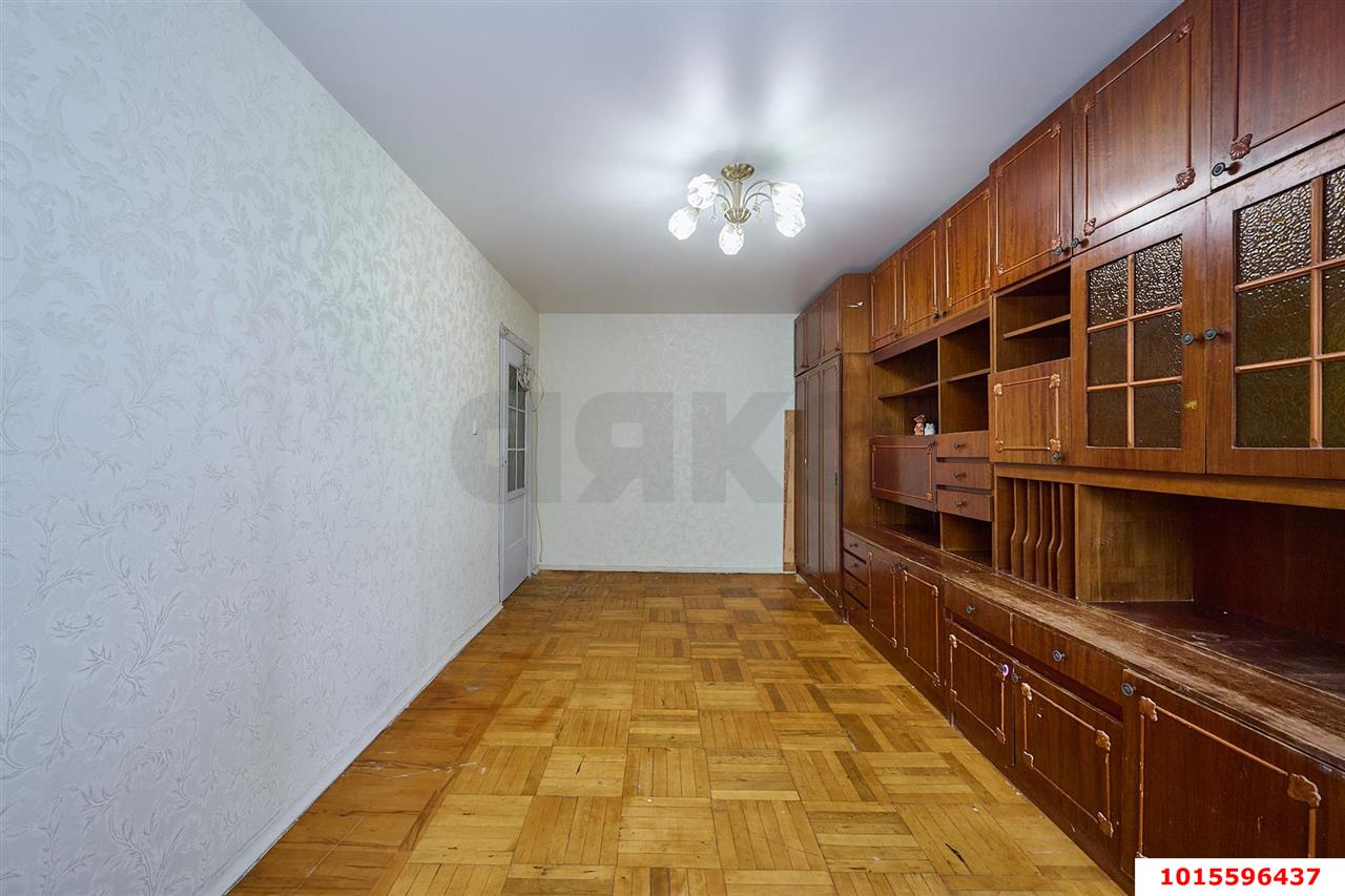 Фото №7: 3-комнатная квартира 64&nbsp;м², 4/5&nbsp;эт. - Краснодар, Центральный внутригородской округ, мкр. Центральный, ул. Путевая, 66