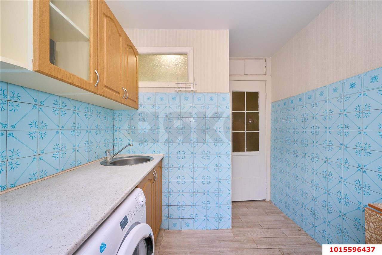 Фото №3: 3-комнатная квартира 64&nbsp;м², 4/5&nbsp;эт. - Краснодар, Центральный внутригородской округ, мкр. Центральный, ул. Путевая, 66