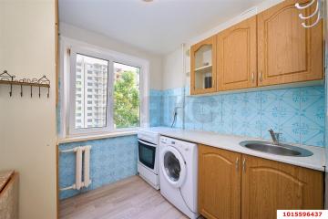 Фото №1: 3-комнатная квартира 61&nbsp;м², 4/5&nbsp;эт. - Краснодар, мкр. Центральный, ул. Путевая, 66