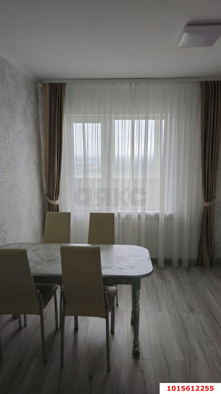 Фото №3: 1-комнатная квартира 44&nbsp;м², 12/12&nbsp;эт. - Краснодар, Карасунский внутригородской округ, мкр. Сосновый Бор, ул. имени Виктора Нарыкова, 6