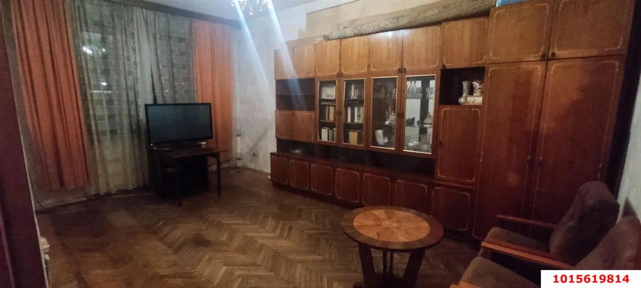 Фото №3: 3-комнатная квартира 81&nbsp;м², 5/5&nbsp;эт. - Краснодар, Центральный внутригородской округ, мкр. Центральный, ул. Комсомольская, 50