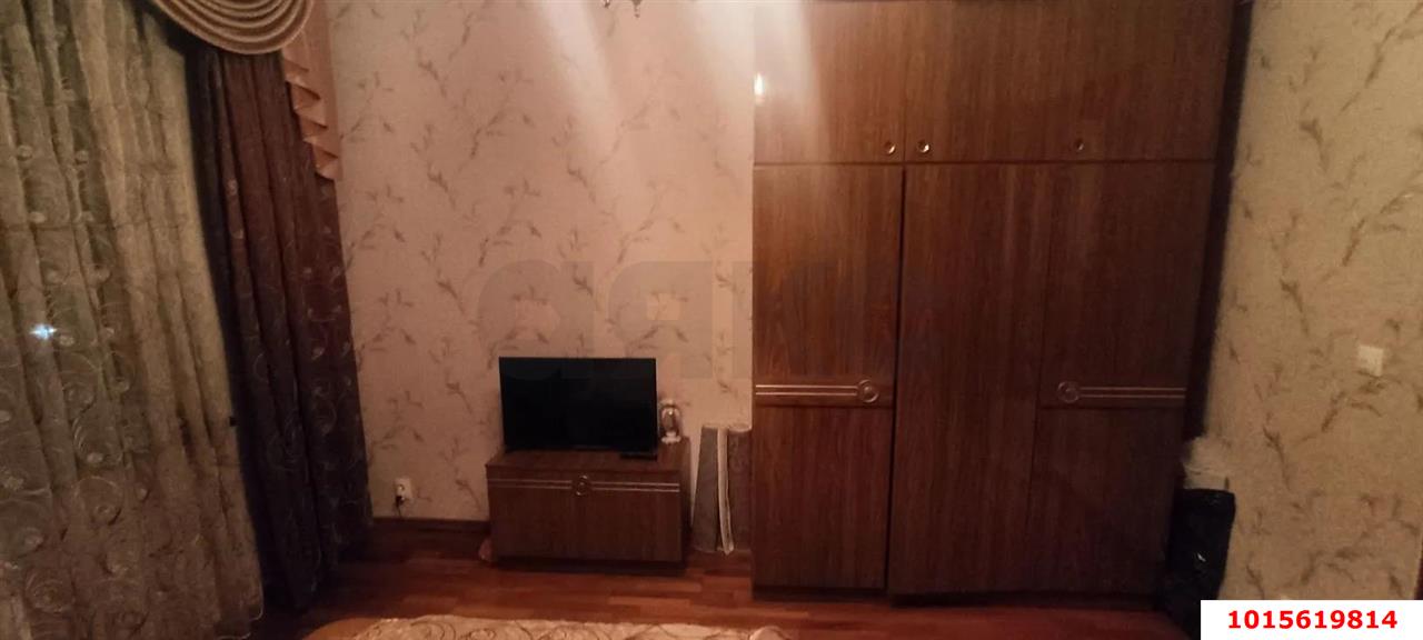 Фото №7: 3-комнатная квартира 81&nbsp;м², 5/5&nbsp;эт. - Краснодар, Центральный внутригородской округ, мкр. Центральный, ул. Комсомольская, 50