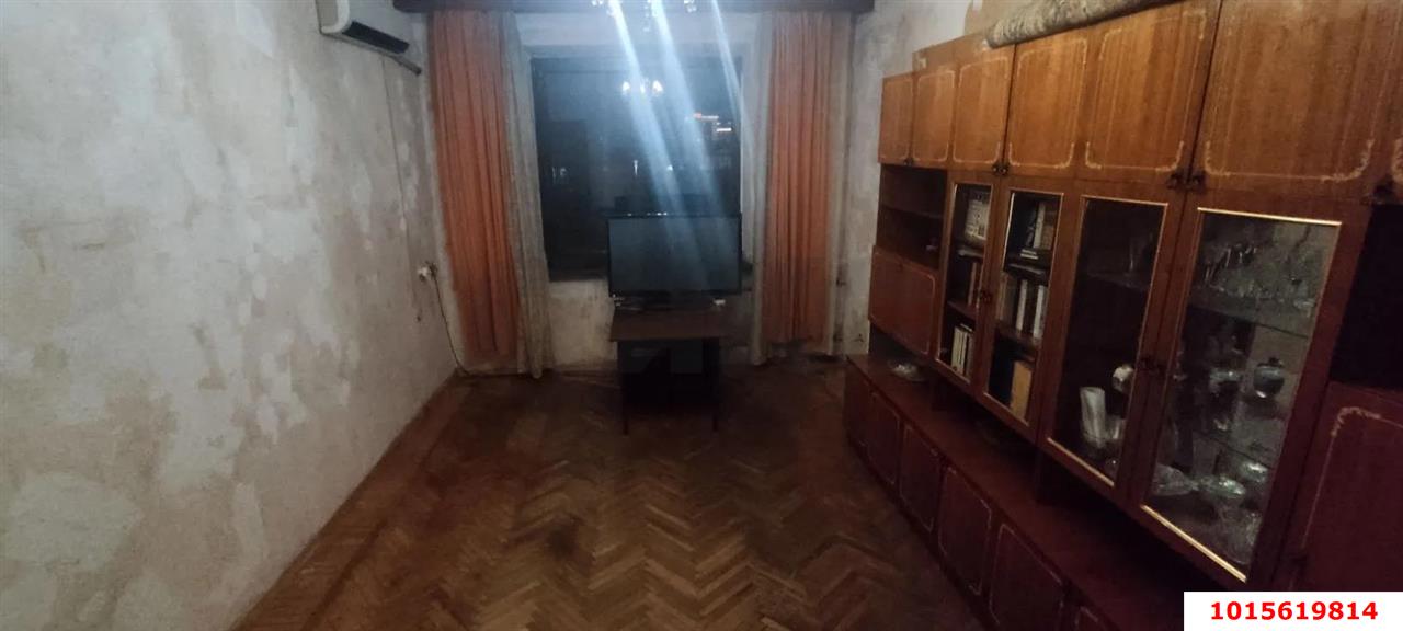 Фото №4: 3-комнатная квартира 81&nbsp;м², 5/5&nbsp;эт. - Краснодар, Центральный внутригородской округ, мкр. Центральный, ул. Комсомольская, 50