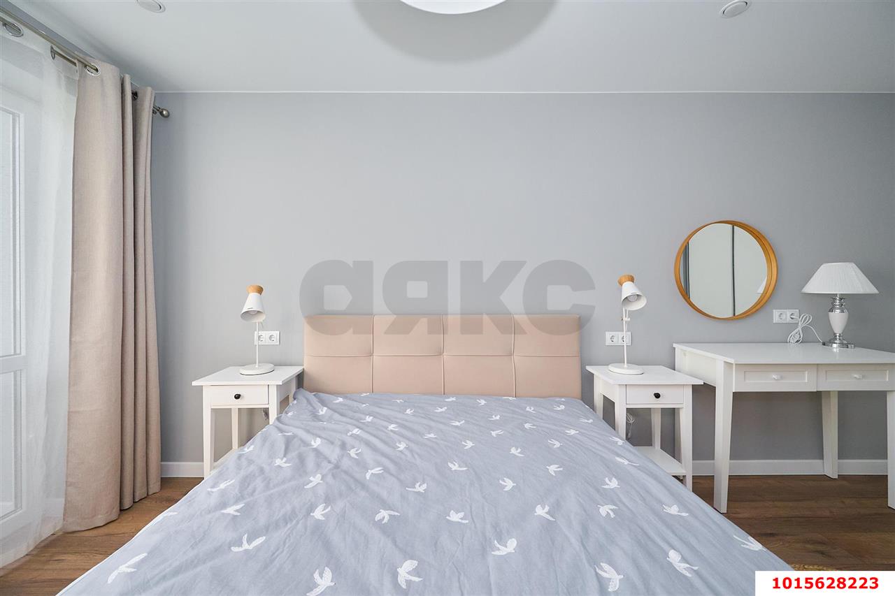 Фото №4: 1-комнатная квартира 30&nbsp;м², 2/5&nbsp;эт. - Краснодар, Центральный внутригородской округ, Покровка, мкр. Центральный, ул. Карасунская набережная, 83