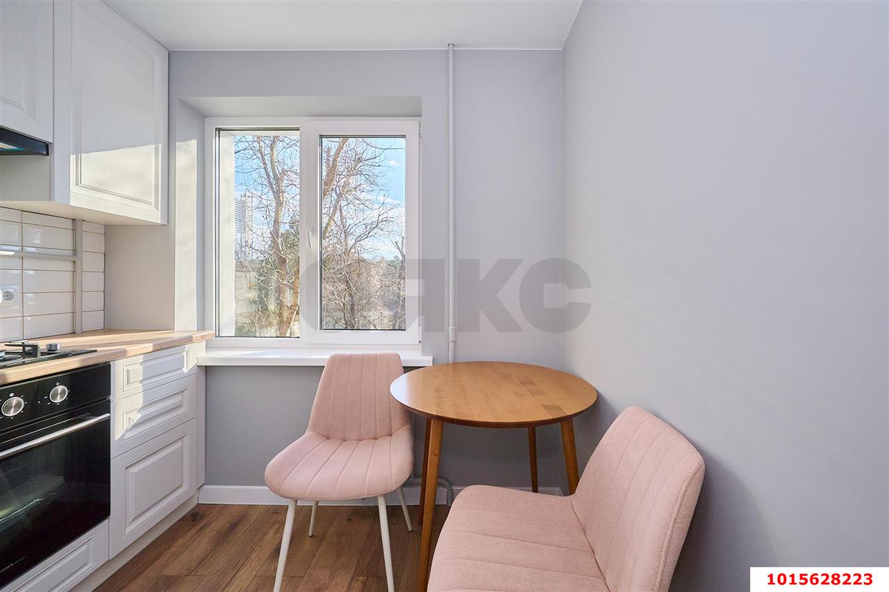 Фото №7: 1-комнатная квартира 30&nbsp;м², 2/5&nbsp;эт. - Краснодар, Центральный внутригородской округ, Покровка, мкр. Центральный, ул. Карасунская набережная, 83