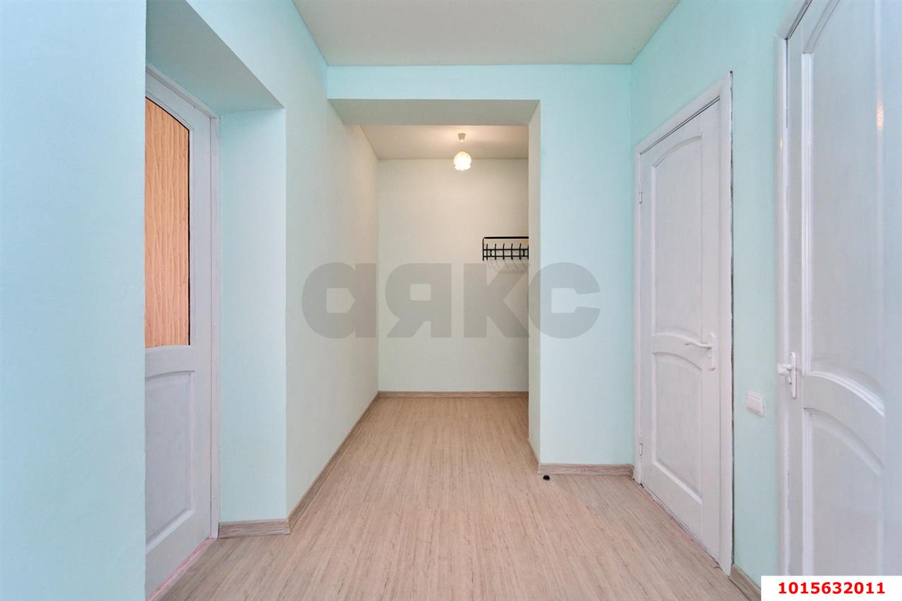 Фото №12: 1-комнатная квартира 52&nbsp;м², 3/7&nbsp;эт. - Краснодар, Прикубанский внутригородской округ, мкр. Восточно-Кругликовский, ул. Черкасская, 57