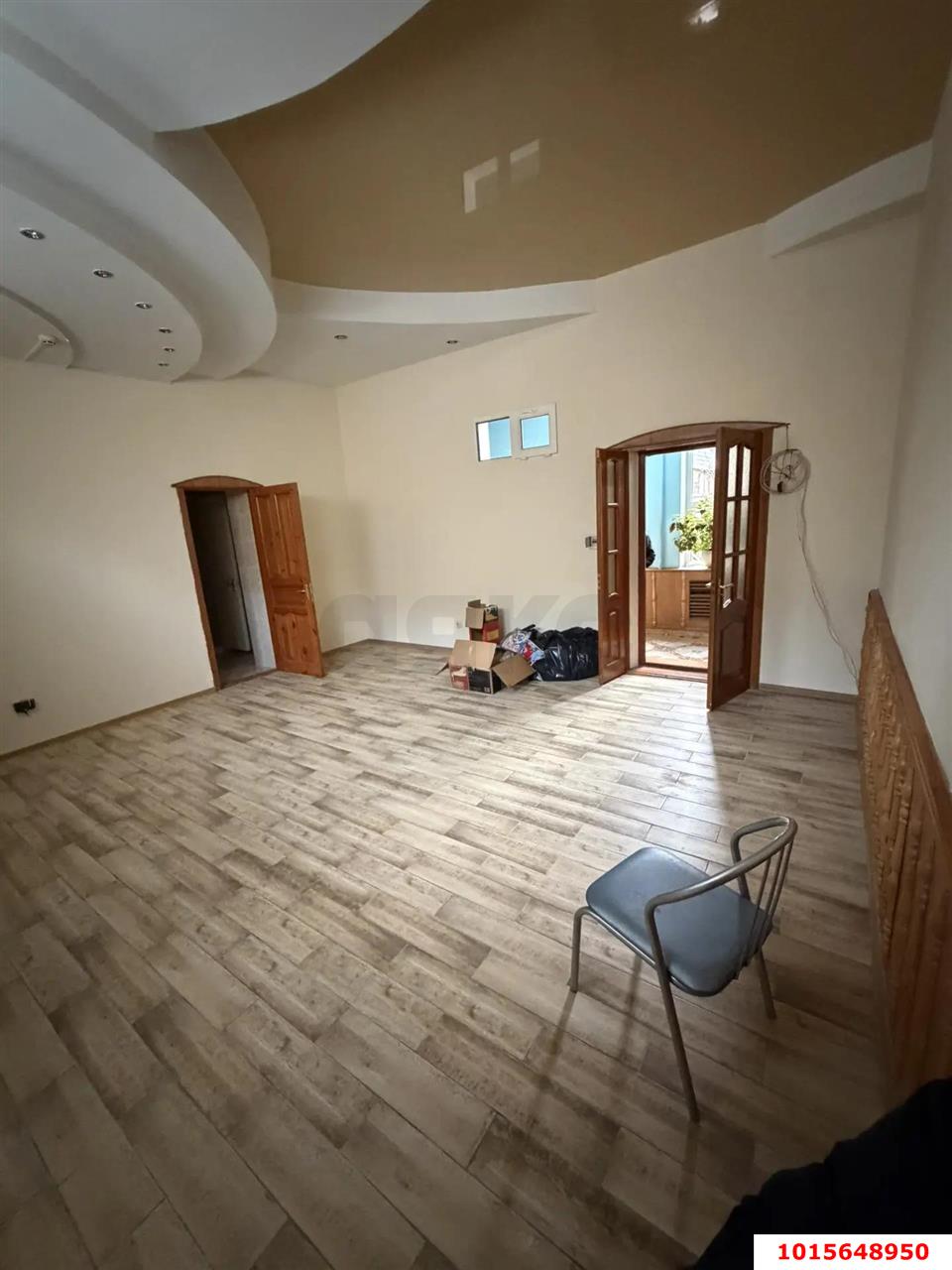 Фото №5: Офисное помещение 300&nbsp;м², 1/2&nbsp;эт. - Краснодар, Западный внутригородской округ, Кожзавод, мкр. Фестивальный, ул. Карла Маркса, 39