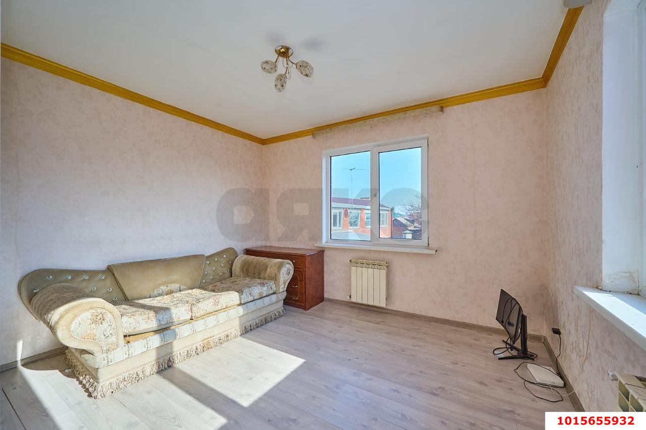 Фото №8: Дом 111&nbsp;м² + 2&nbsp;сот., 2&nbsp;эт. - Краснодар, Центральный внутригородской округ, мкр. Дубинка, ул. Фурманова